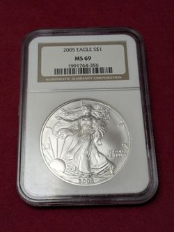 2005 American Silver Eagle 1oz  Silver .999 NGC MS69 