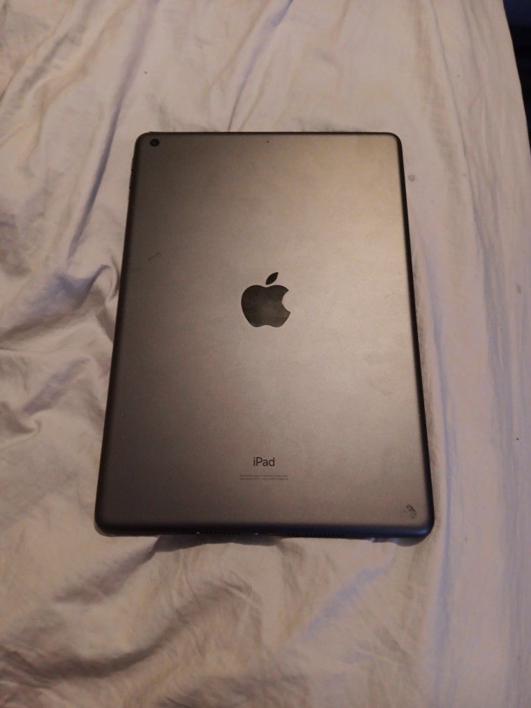 iPad (7th Gen)
