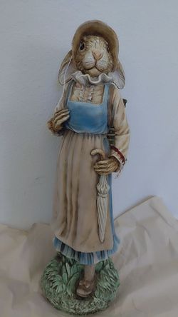 Mrs. Rabbit statue