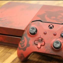 XBOX ONE S.  GEARS OF WAR OMEN RED LIMITED EDITION