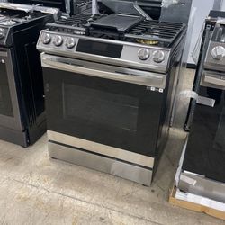 Samsung gas stove with air fryer IM2A4