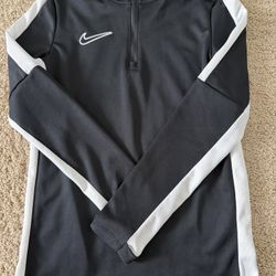 Nike Dri-Fit Academy Soccer Drill  1/4 Zip Long Sleeve Top