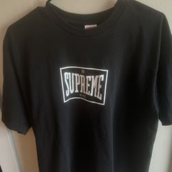 Supreme Shirt Size XL