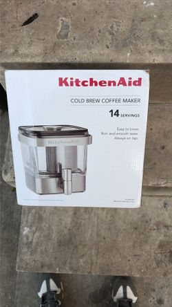 Cold brew coffee maker