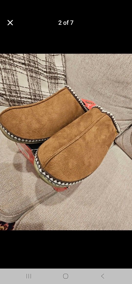 New mens size 12 indoor/outdoor footwear
