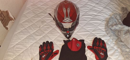 Adult dirtbike helmet, gloves and face mask