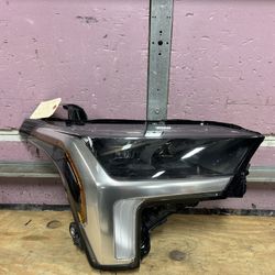2022-2024 TOYOTA TUNDRA RIGHT SIDE LED HEADLIGHT OEM