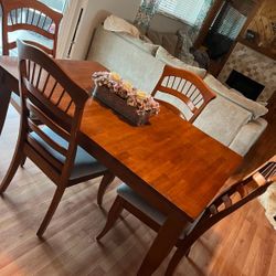 Dining Table With 6 Chairs 