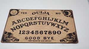 Photo Vintage Wooden Ouija Board