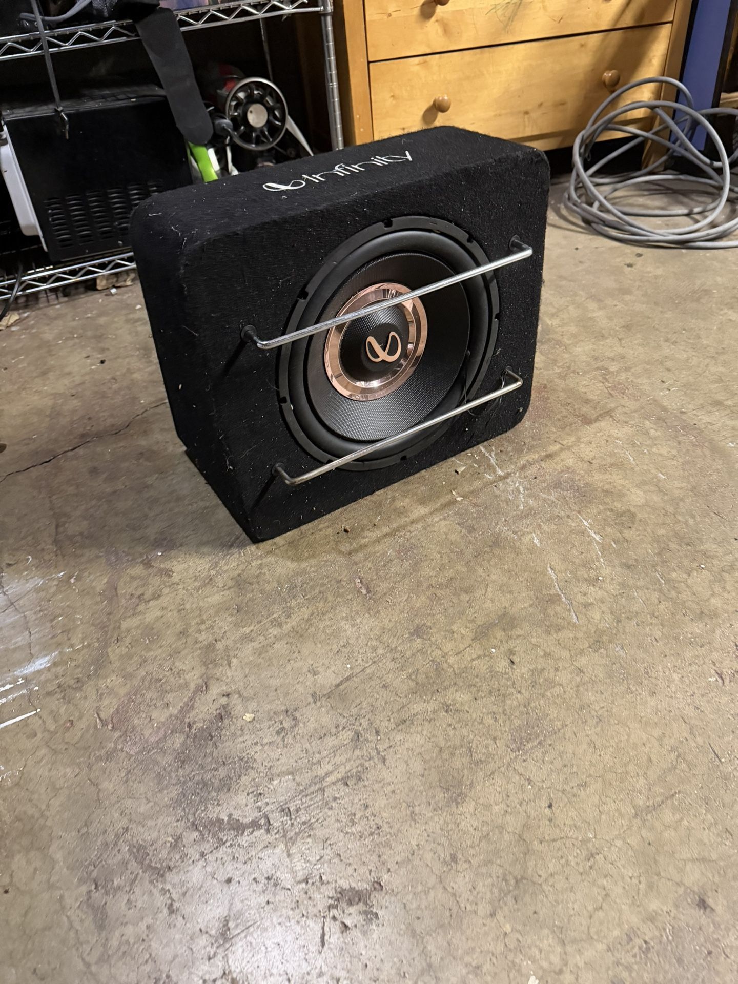 Infinity Subwoofer 12”