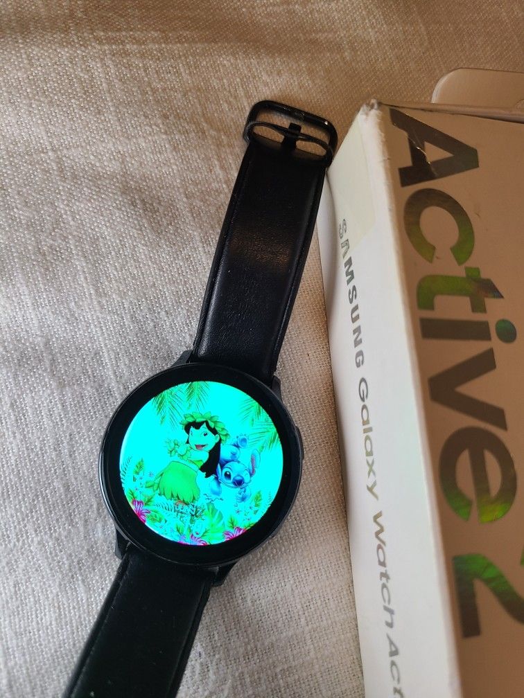 Samsung Galaxy Whach 