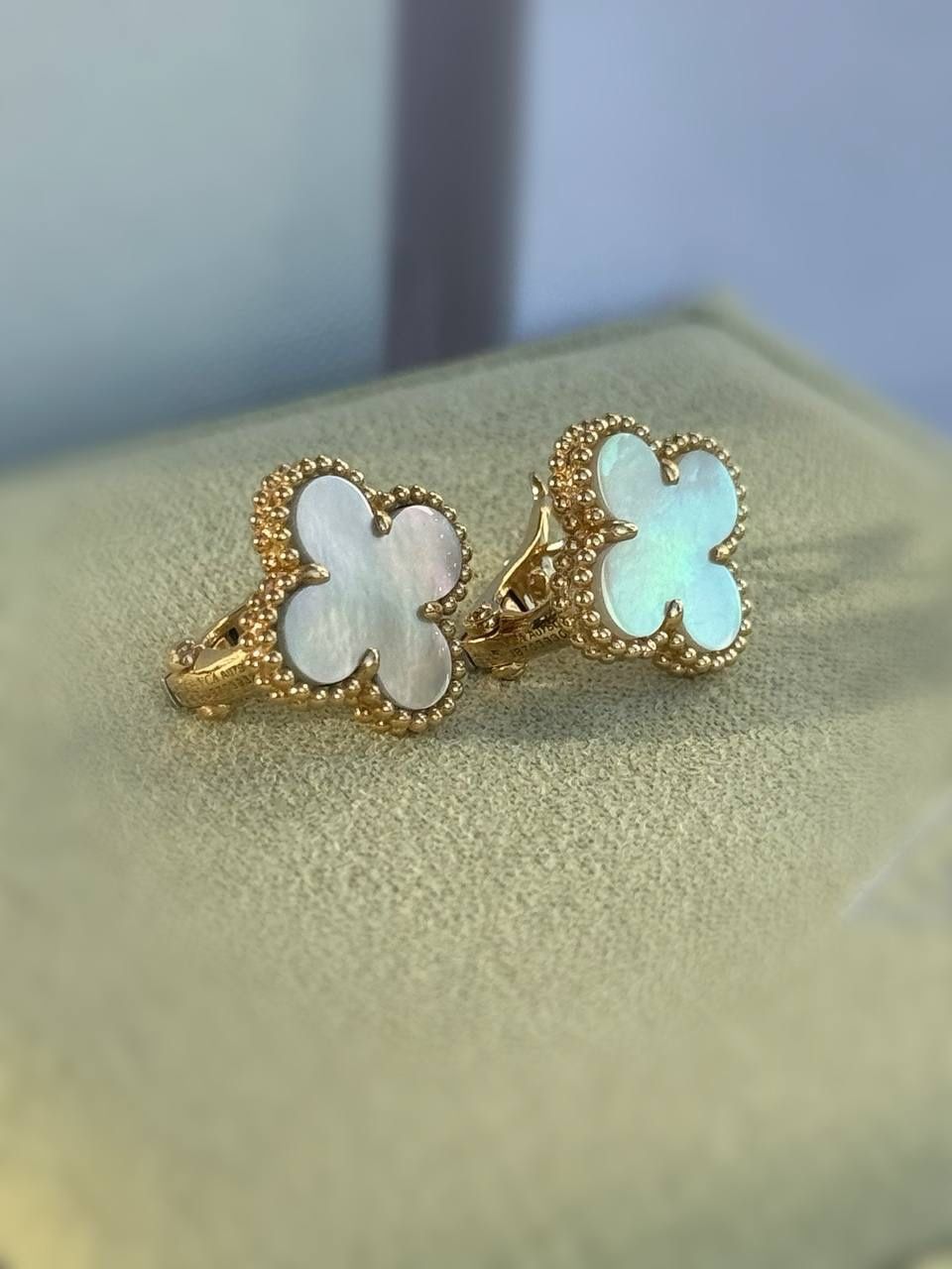 18k yellow gold Van cleef Alhambra style White Mother of pearl stone clover clip back earrings