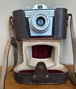 Iloca Quick-A 35mm Film Anastigmat V 45mm f/3.5 Vero Lens Camera w/Case Germany