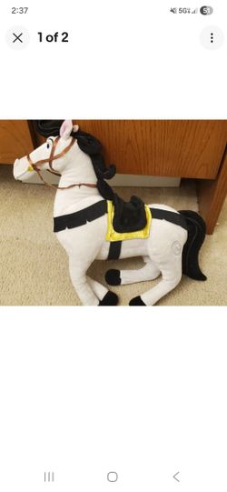 DISNEY STORE PLUSH SAMSON HORSE SLEEPING BEAUTY
