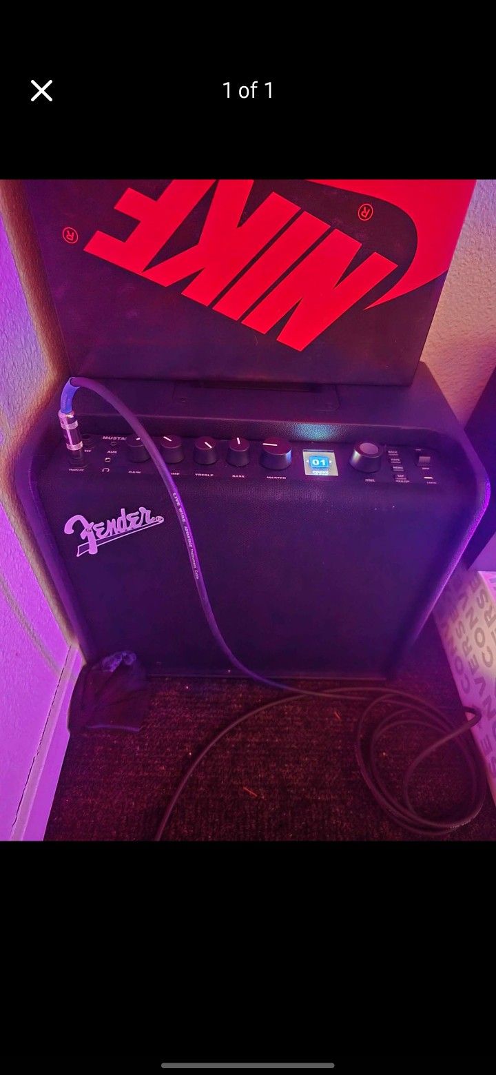Fender Mustang 25