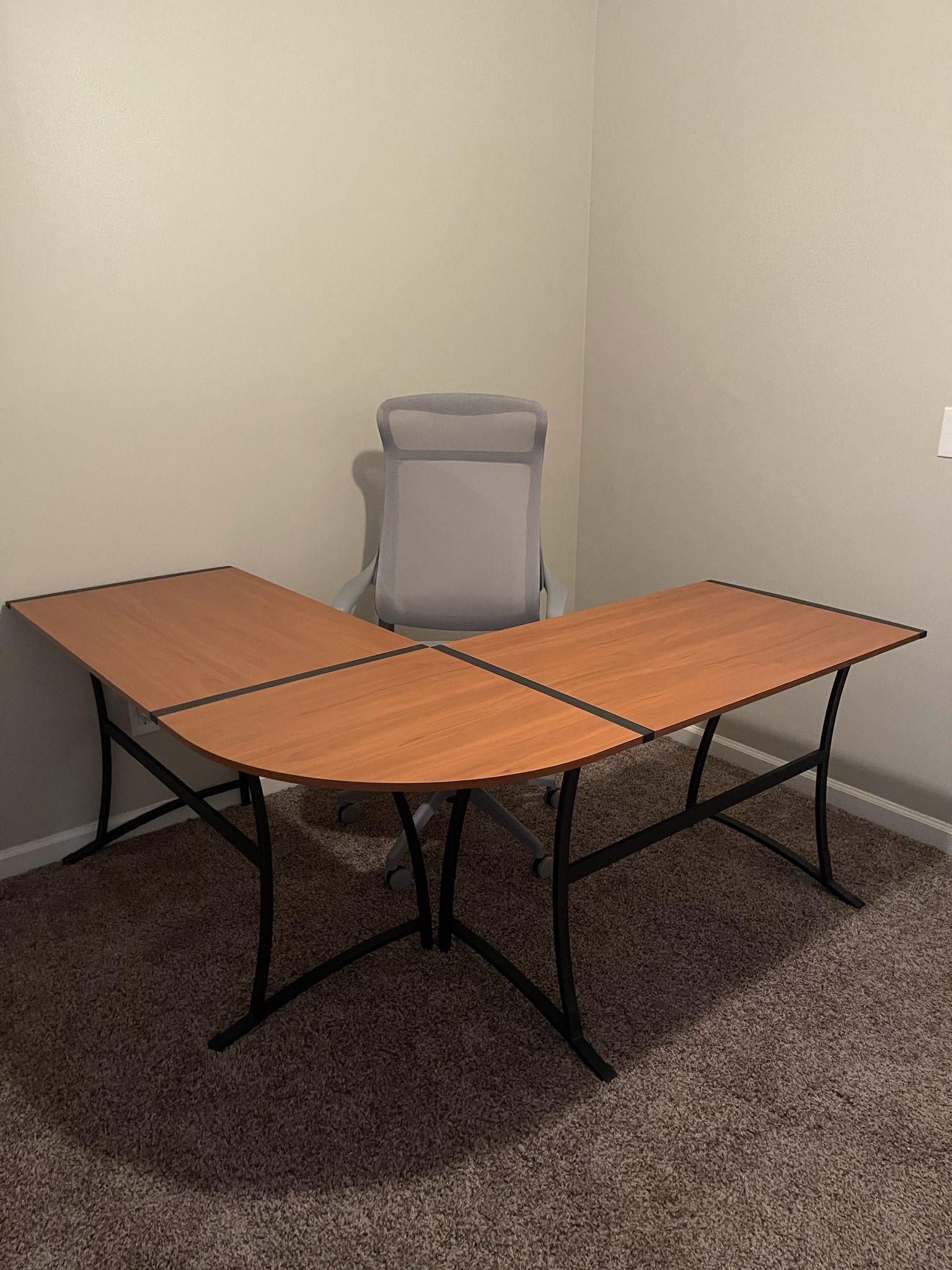 L-Shaped Desk and Grey Mesh Office Chair
