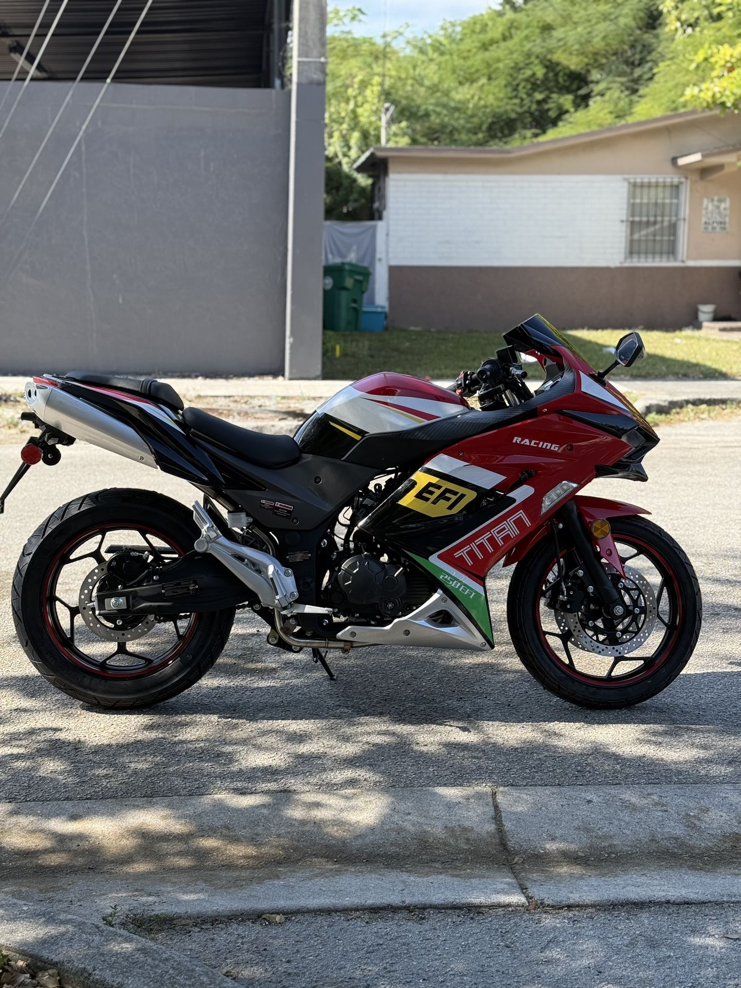 Vitacci TITÁN 250cc