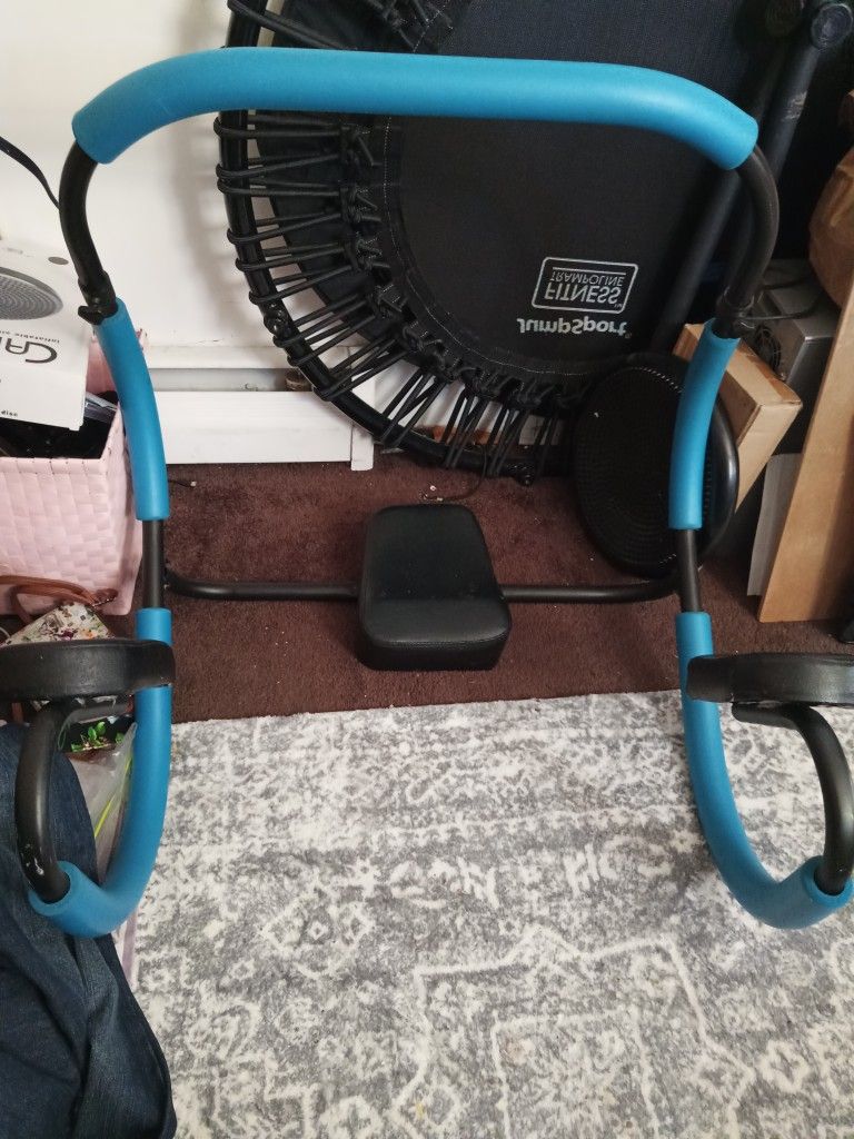 Ab Roller Fitness Device
