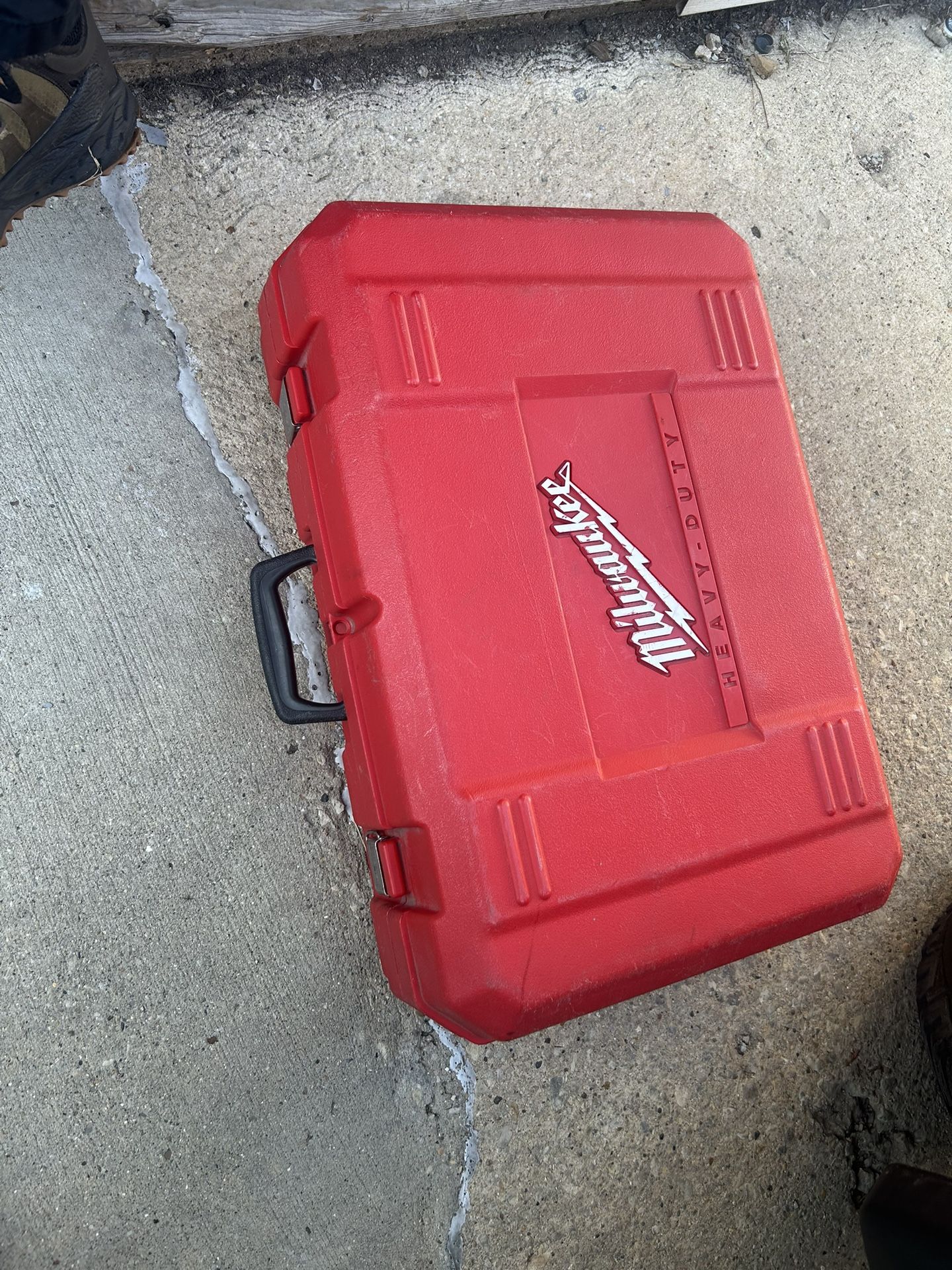 18” Milwaukee Band Saw