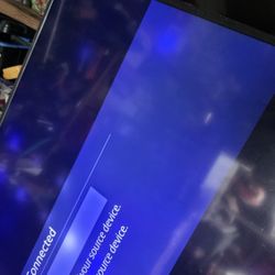 Samsung 55" TV SMART works well, but the backlight lenses were damaged inside, as you can see in the photo