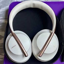 Bose Noise Cancelling Wireless Headphones 700 🎧 Bluetooth