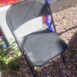 2 Fold Out Chairs 