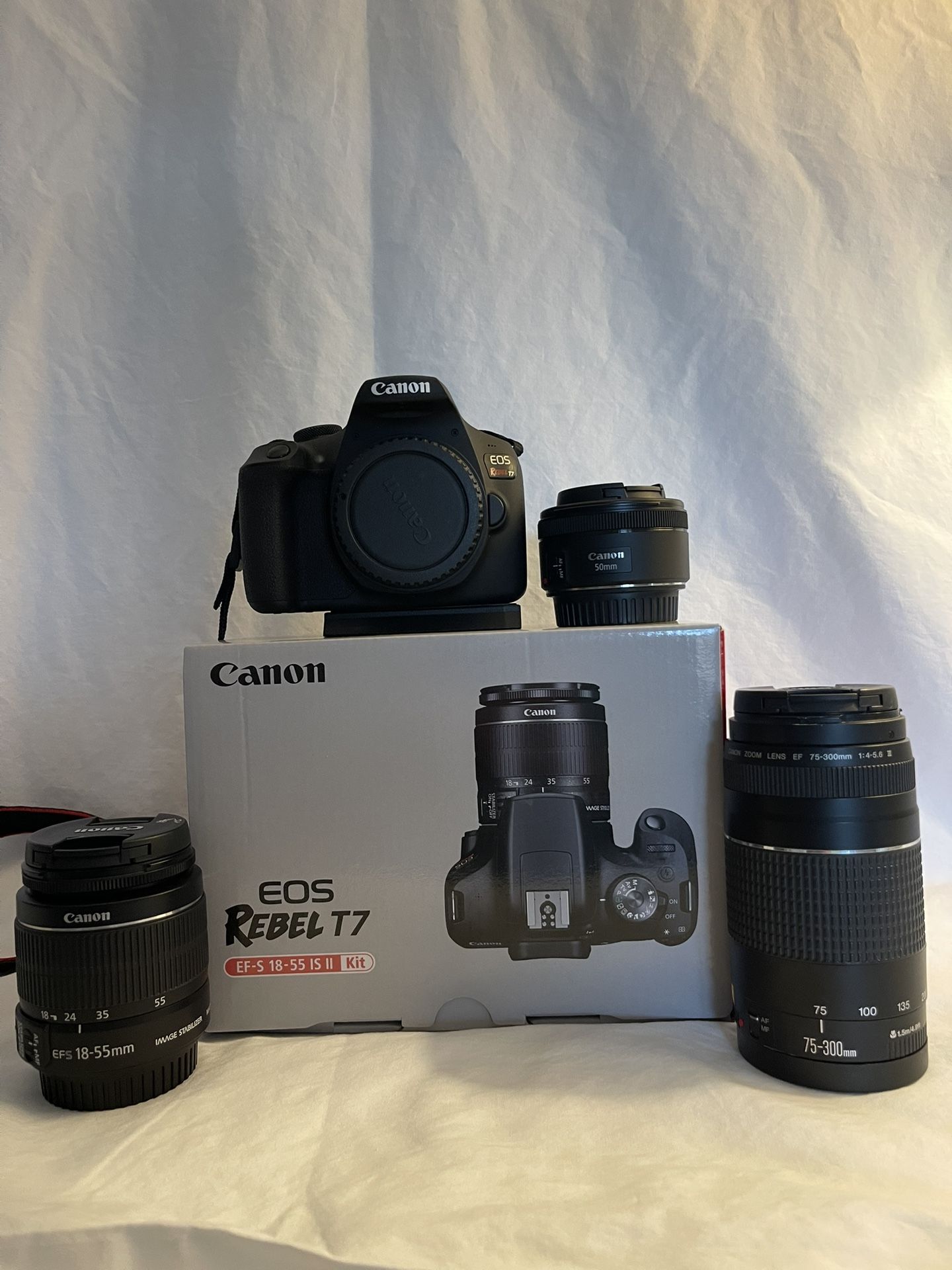 Canon EOS REBEL T7