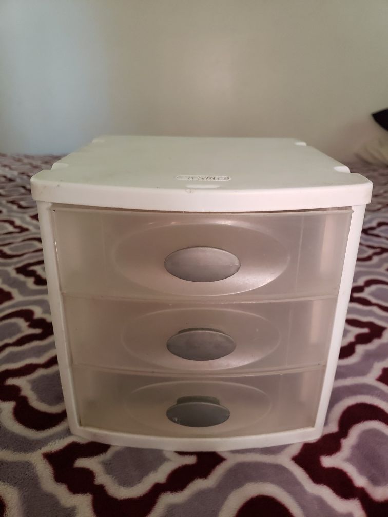 Small Plastic Drawers