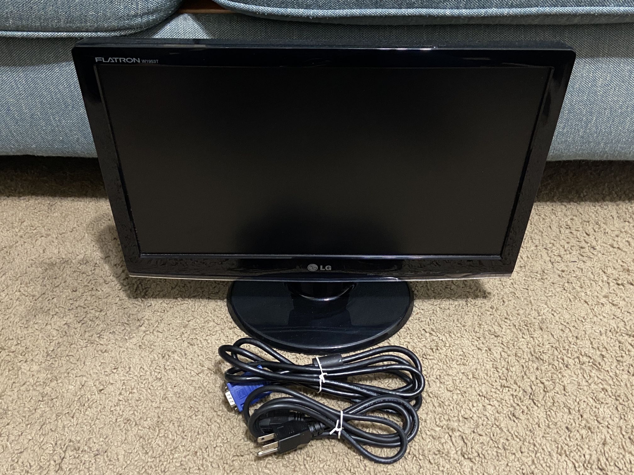 LG Flatron W1953T 19” LCD Monitor