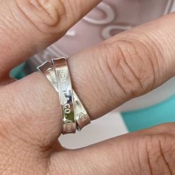 Tiffany 1837 Interlocking Circles Ring in Sterling Silver size 5.5 NEW $550