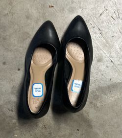 Time & Tru Black Heels 6W New w/o box