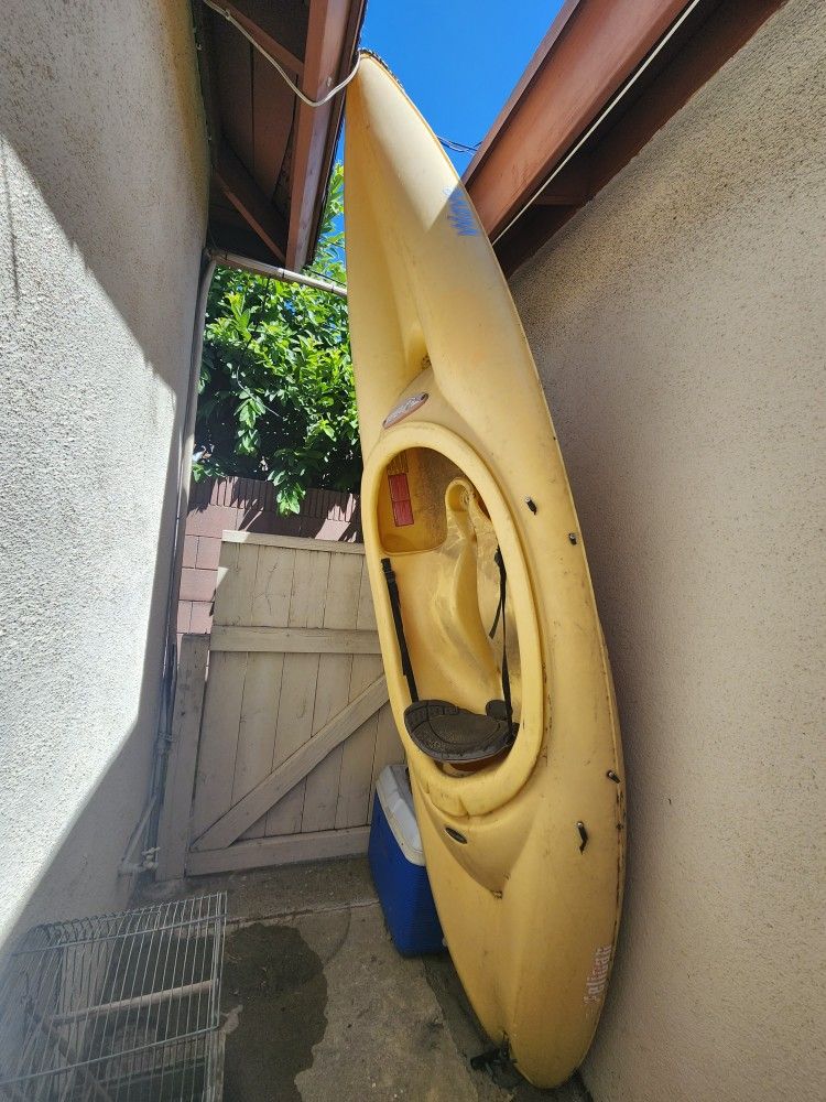 Free Kayak