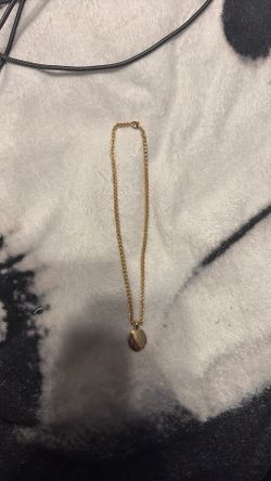 14 inch gold chain with disk pendant