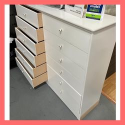 Dresser / Twelve drawers dresser