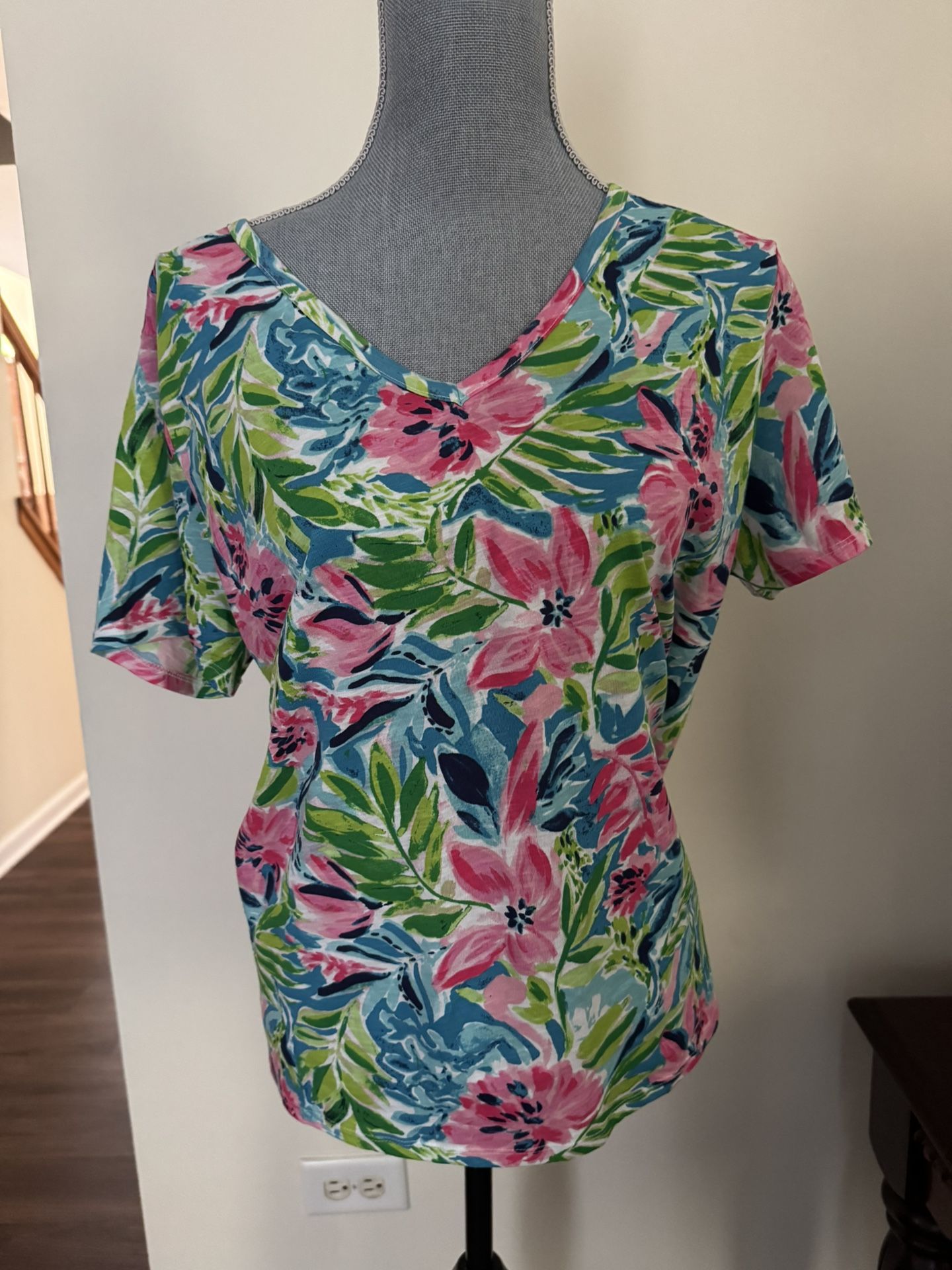 100% ladies top like new size XL