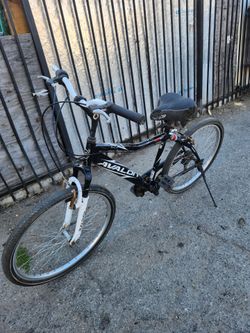 Vendo Una Bicicleta De Aluminio Size 26