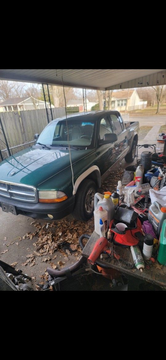 2004 Dodge Dakota