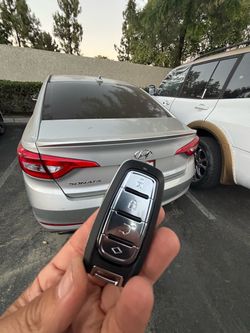 Llaves de autos / car keys and remotes