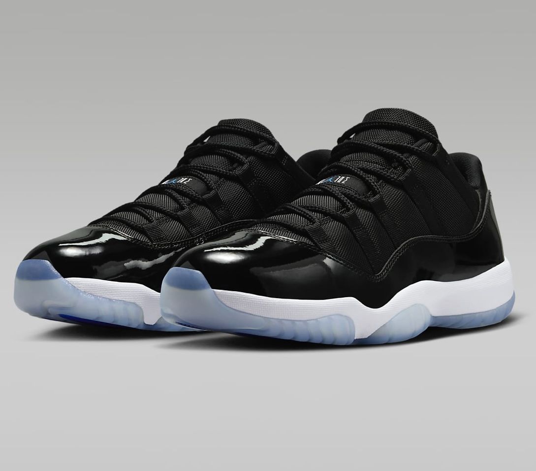 Air Jordan π₯π₯11 Retro Low "Black/Varsity Royal"