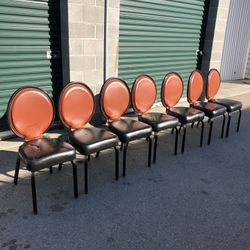 Each deluxe chair $30/ cada silla de lujo / good / buena calidad