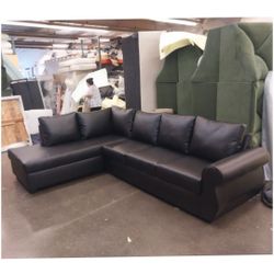 BRAND NEW 7x9ft SECTIONAL CHAISE SOFAS  BLACK LEATHER. CUSTOM MADE AVAILABLE