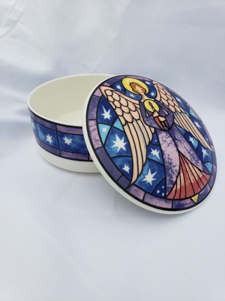 Mikasa Christmas Angel PorcelainTrinket Bowl w/ Lid