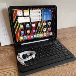 Apple iPad 10th Generation 256GB  With  Keyboard case and Pencil 