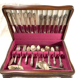 Antique heavy silver plate WM rogers & Melody bread, silver, serving flatware with woodcase