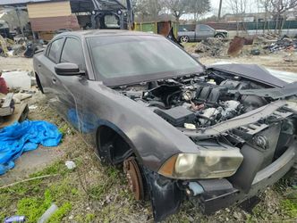 11-16 Dodge charger parts partout 3.6 v6 motor 45 day warranty
