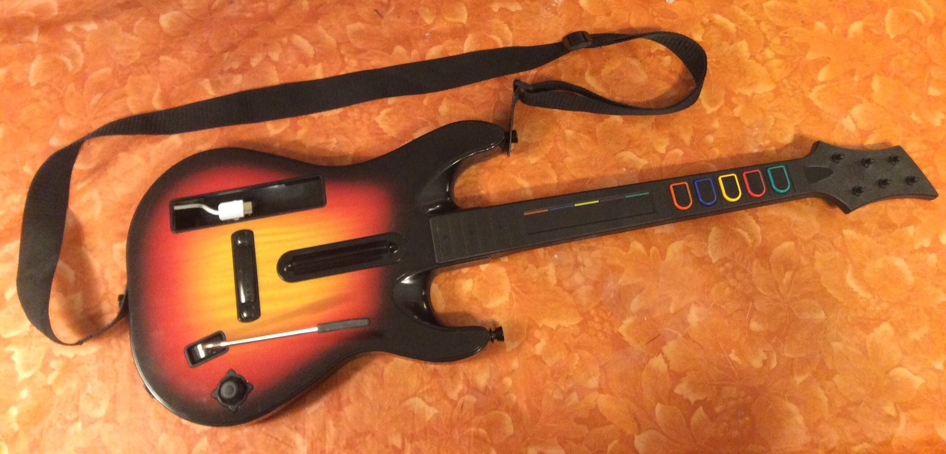 Nintendo Wii Sunburst Guitar, 💯 Working Tested Complete w/ Strap $25 Or Best Offer