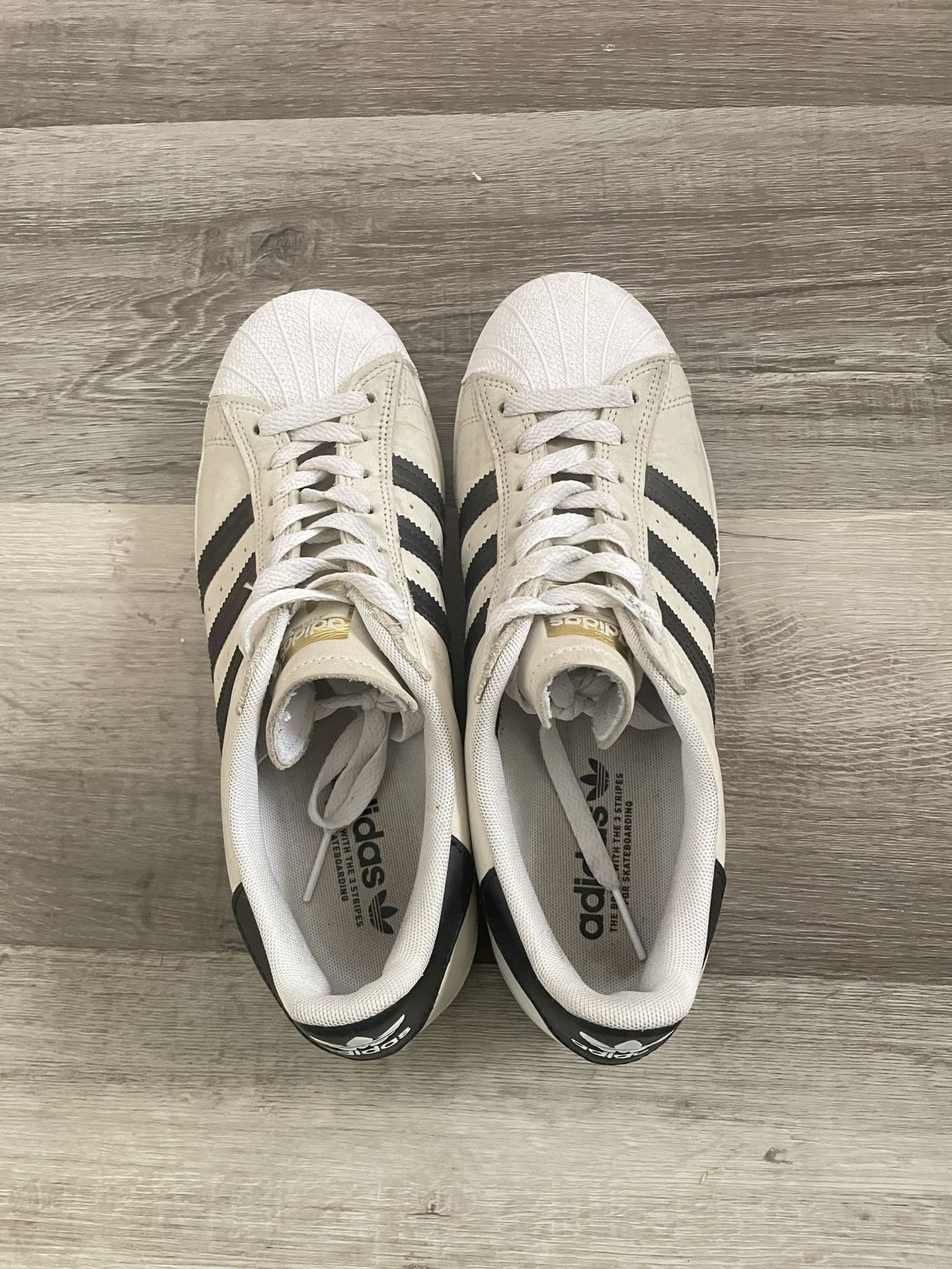 Adidas Superstar Men’s 9 Womens 10