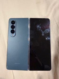 Phone Z Fold 4