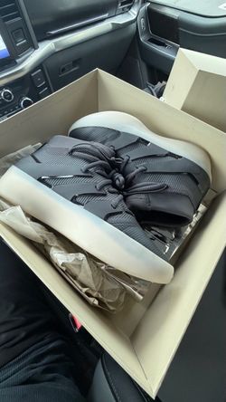 Size 10.5 Adidas Fear of God Athletics 1 Model Basketball - Carbon / Sesame (Original Box Included)