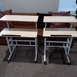 🔥NEW MOBILE STAND DESK $35 Each